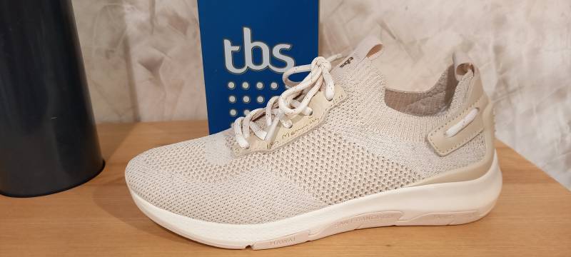 Vente de chaussures décontractées TBS à Libourne