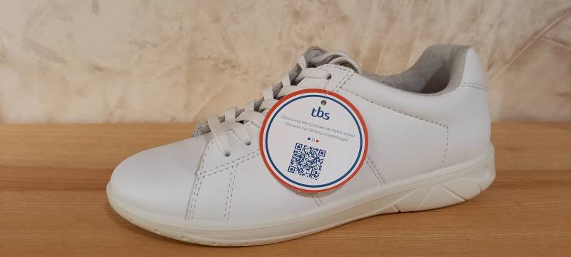 tennis en cuir blanc avec semelle amovible TBS à LIBOURNE