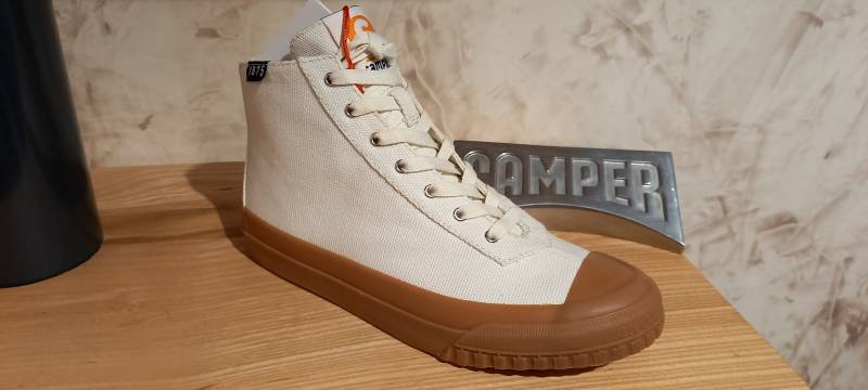 CAMPER pour FEMME à LIBOURNE POUR VOTRE CONFORT