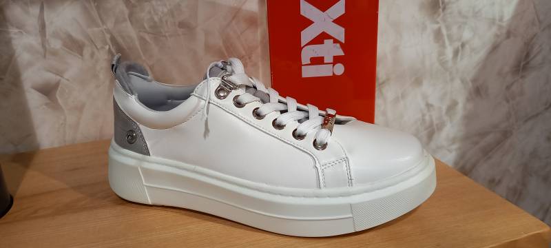 TENNIS BLANS VEGAN A LIBOURNE