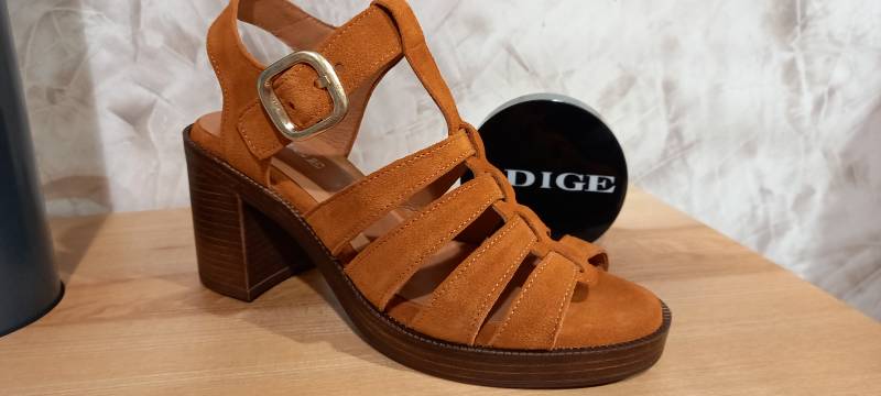 ADIGE UNE COLLECTION AU FEMININ à LIBOURNE