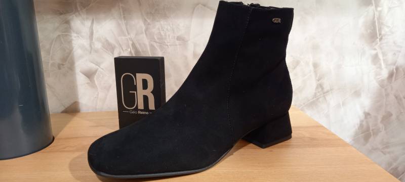 bottine en daim habillée souple à LIBOURNE chez POINTURE FEMME