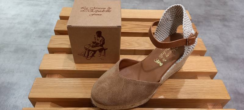 LES ESPADRILLES EN CORDE à LIBOURNE