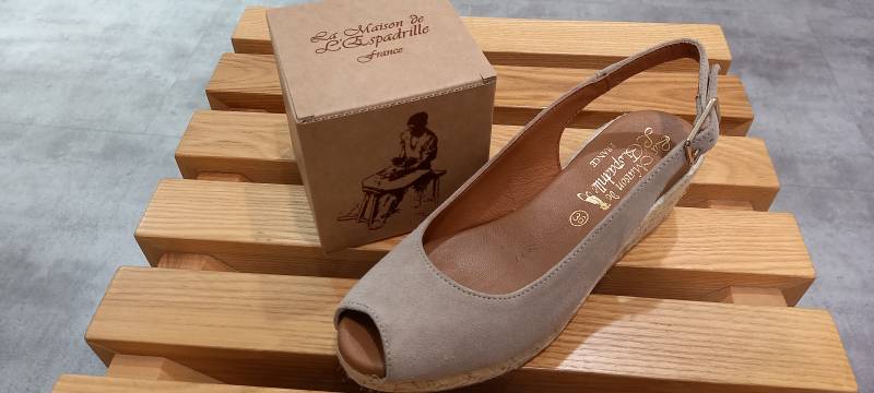 LES ESPADRILLES EN CORDE à LIBOURNE