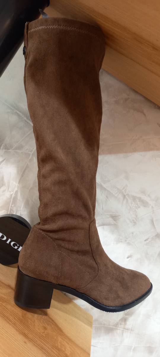 Les bottes strech à talon pour femme à LIBOURNE