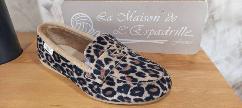 PANTOUFLES FANTAISIES POUR FEMME A LIBOURNE