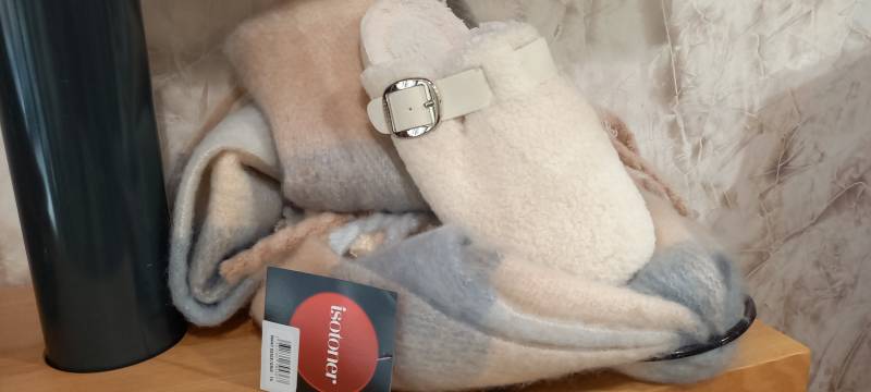 chausson mule fourree ISOTONER à libourne