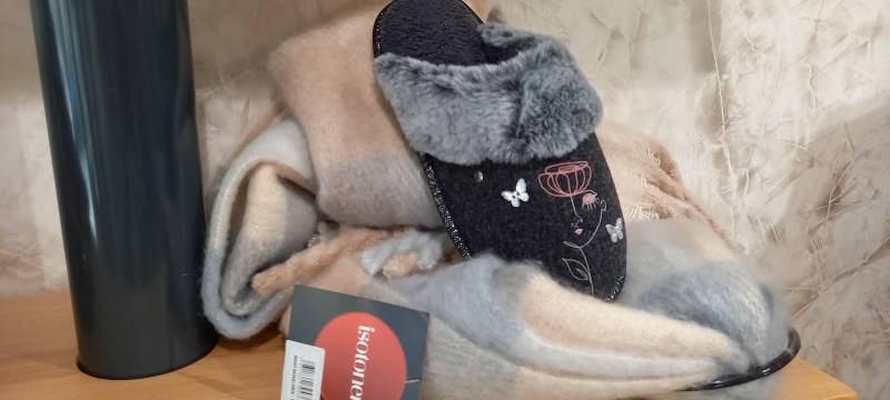 ECHARPE ISOTONER PAS CHER à LIBOURNE