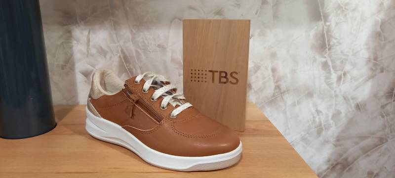 chaussure de marche TBS à LIBOURNE 